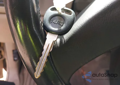 2004 Chevrolet Silverado 1500 Ls from USA, damaged, VIN 2GCEK19T941237177